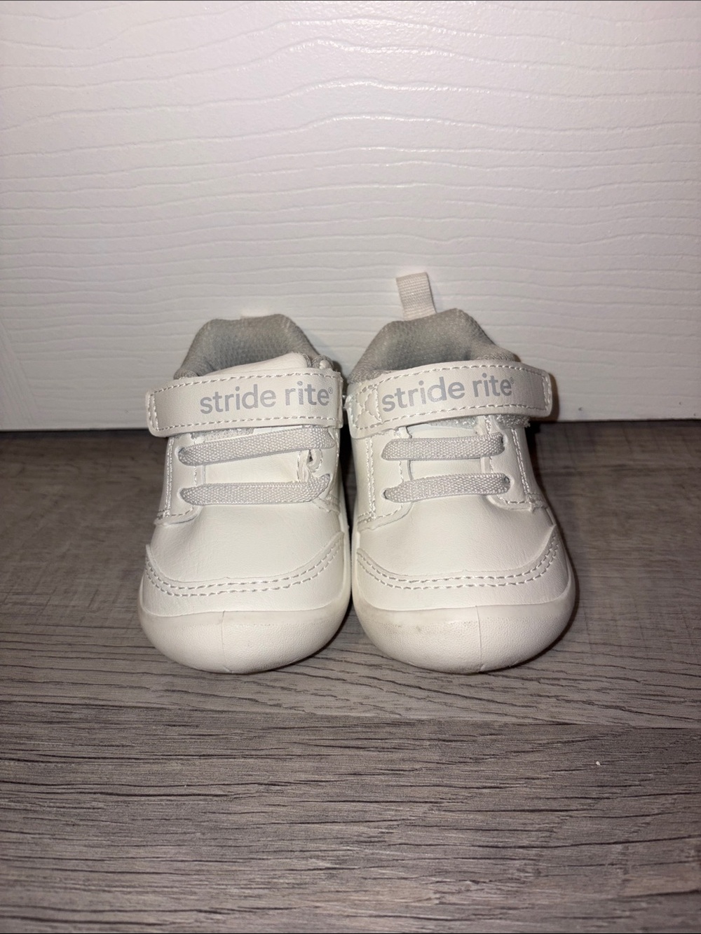 Stride Rite White Baby Walker Shoes with Velcro Strap
